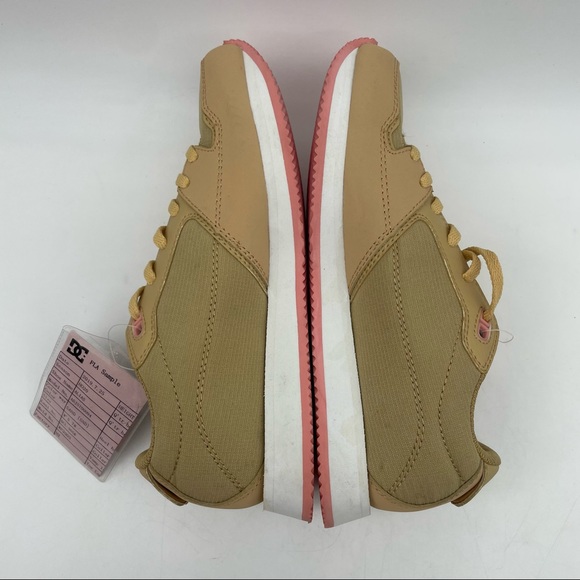 DC Skate Shoes Sand & Pink. Size 7 - Picture 5 of 9